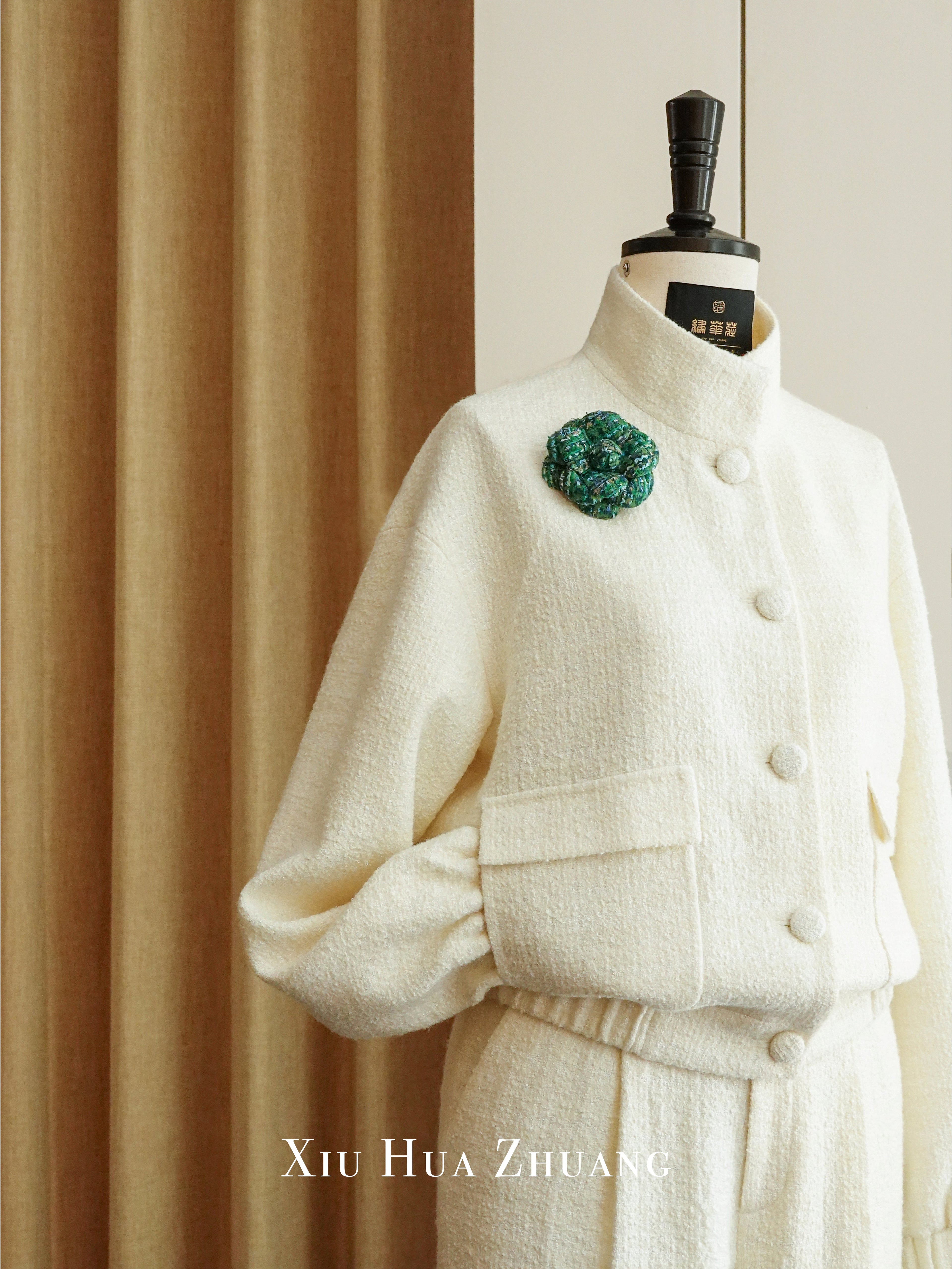 Warm White Tweed Jacket & Trousers Set 绣华莊