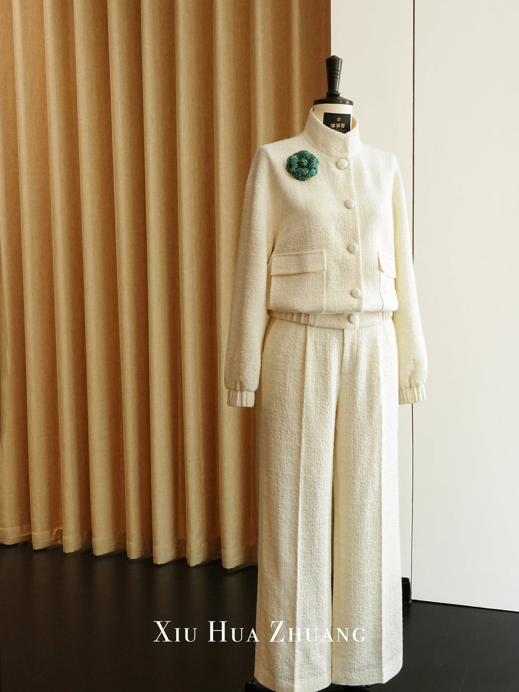 Warm White Tweed Jacket & Trousers Set 绣华莊