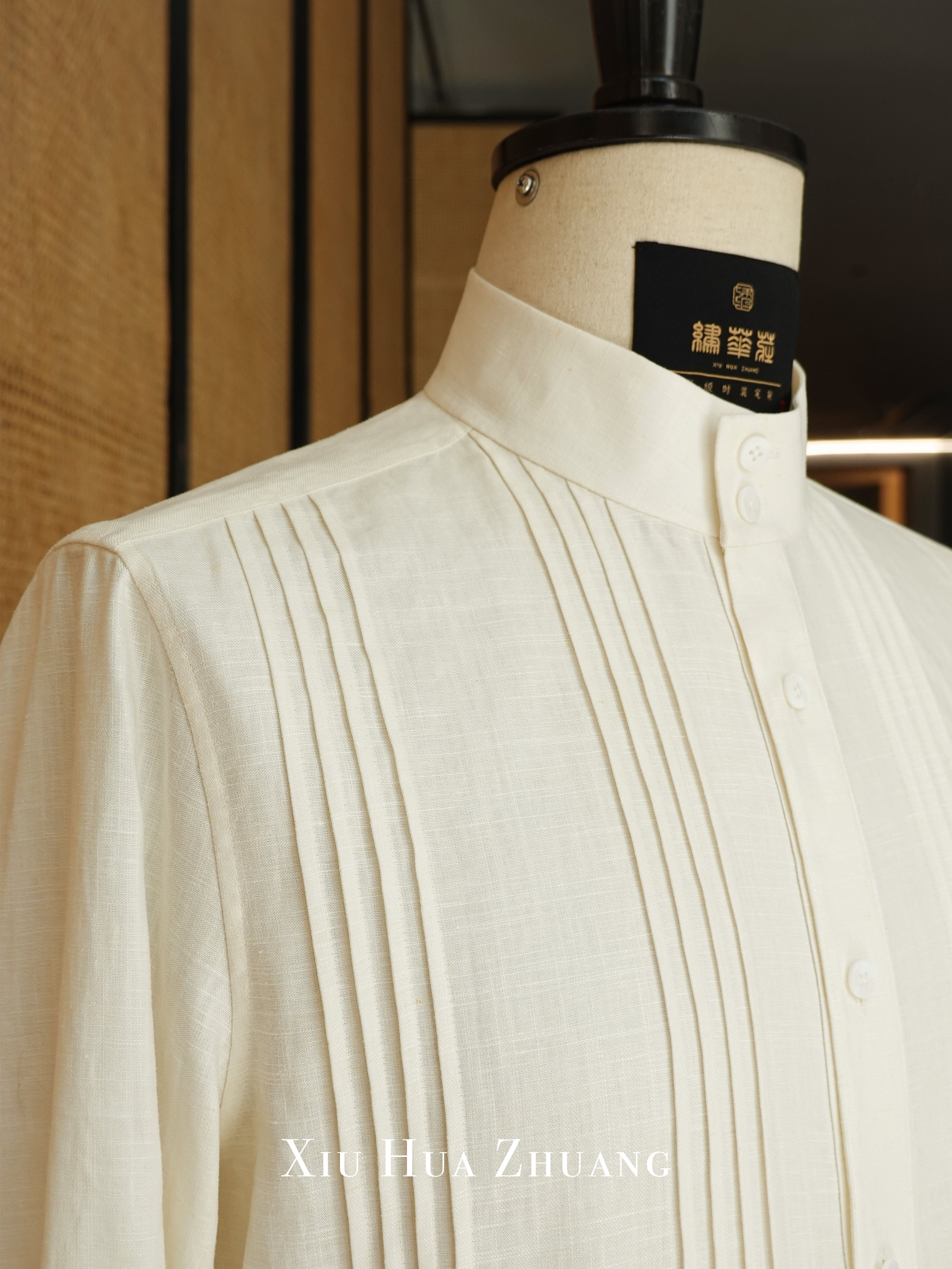 Warm White Linen Pleated Shirt 绣华莊