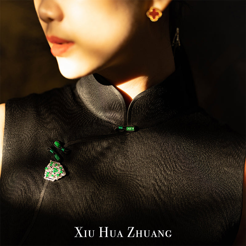 法国进口雅黑色摩尔纹提花无袖旗袍X23188 My Store