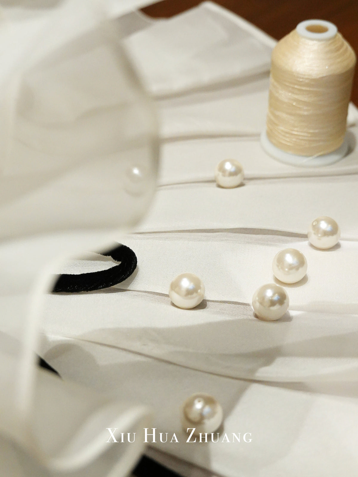 Silk-Cotton Organza Satin Ruffle Collar Blouse 绣华莊