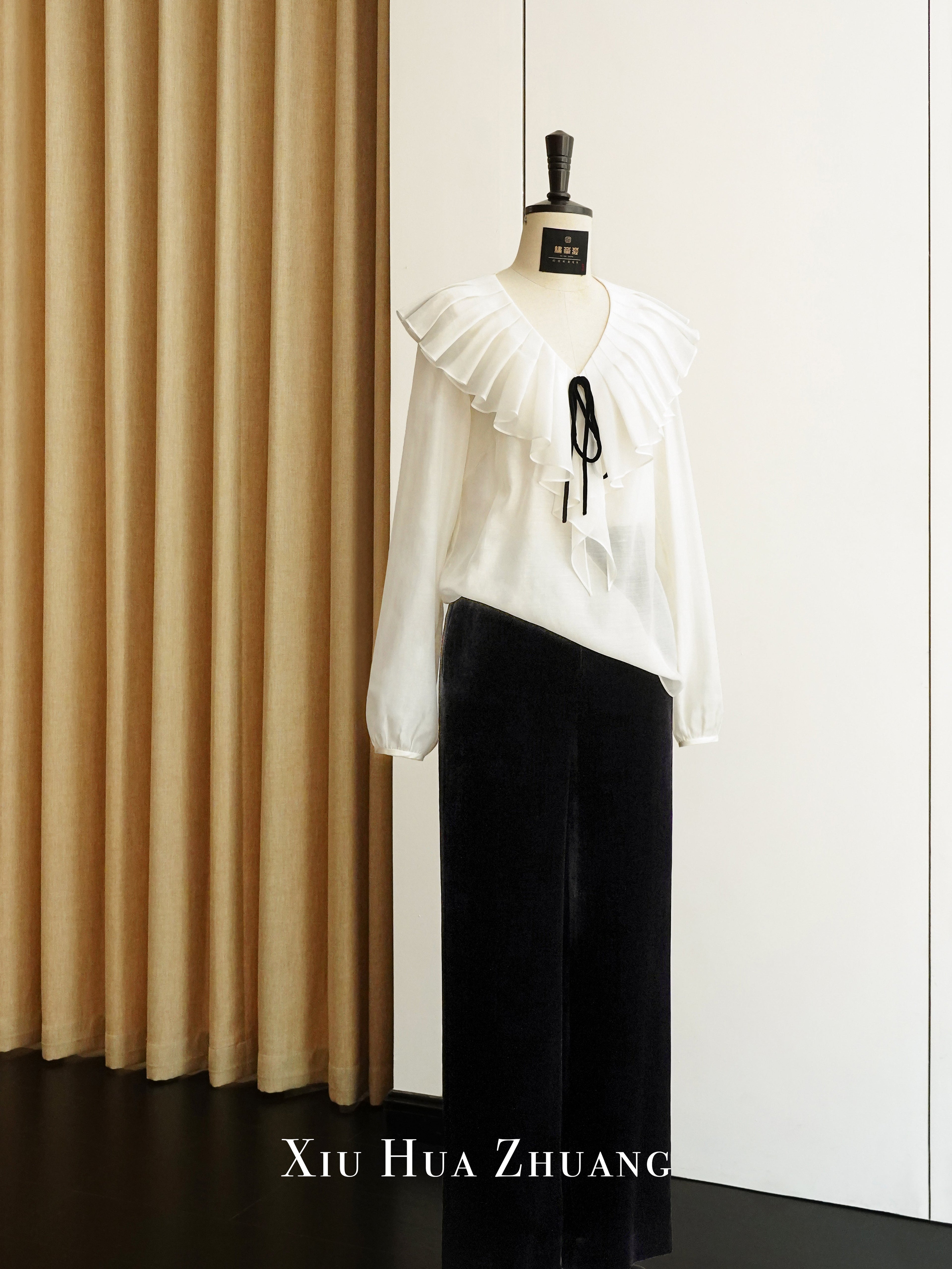 Silk-Cotton Organza Satin Ruffle Collar Blouse 绣华莊
